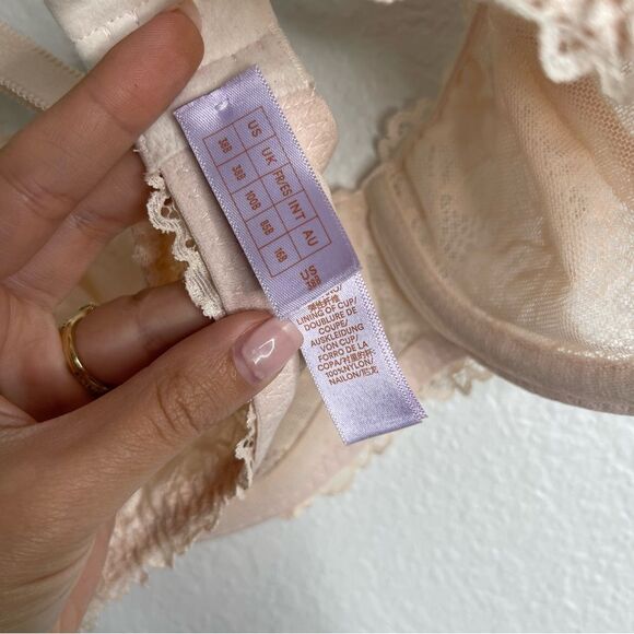 Savage x Fenty Nude Lace Balconette Bra Size 38B - Picture 2 of 3